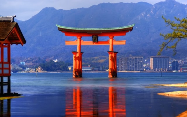 Đền Itsukushima - di sản văn hoá thế giới nổi tiếng Nhật Bản