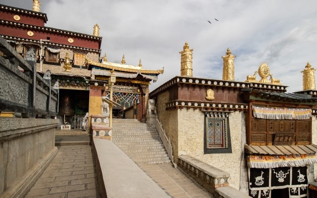 Tu viện Songzanlin - trung tâm Phật giáo quan trọng của Tây Tạng